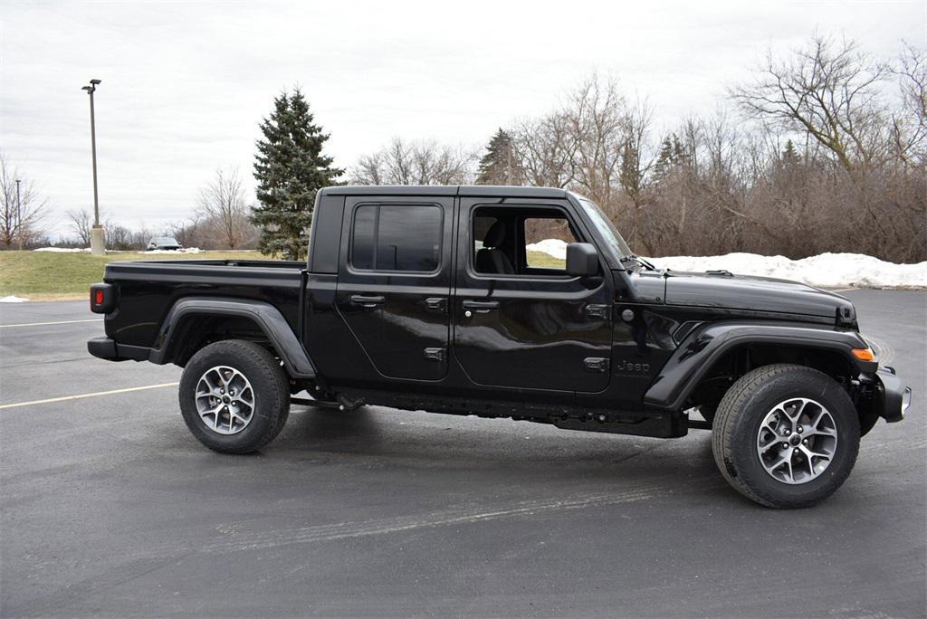 new 2026 Jeep Gladiator car, priced at $48,856