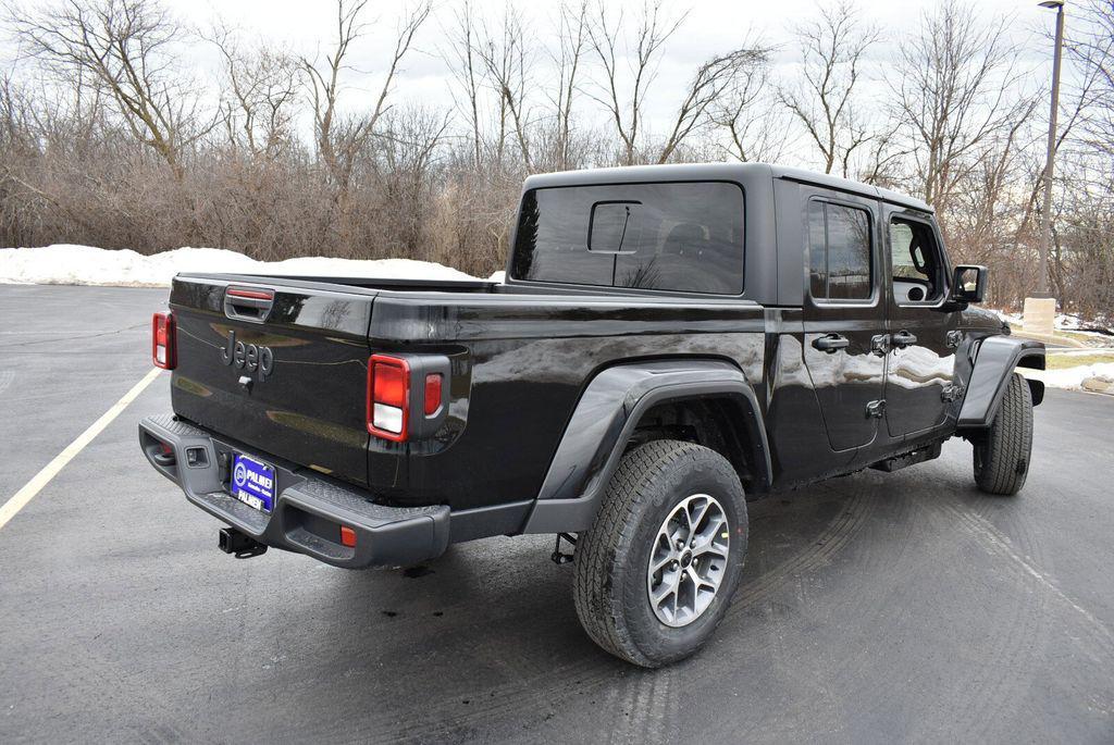 new 2026 Jeep Gladiator car, priced at $43,087