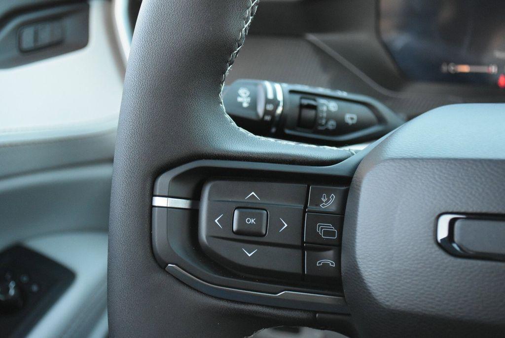 new 2026 Jeep Cherokee car, priced at $45,070