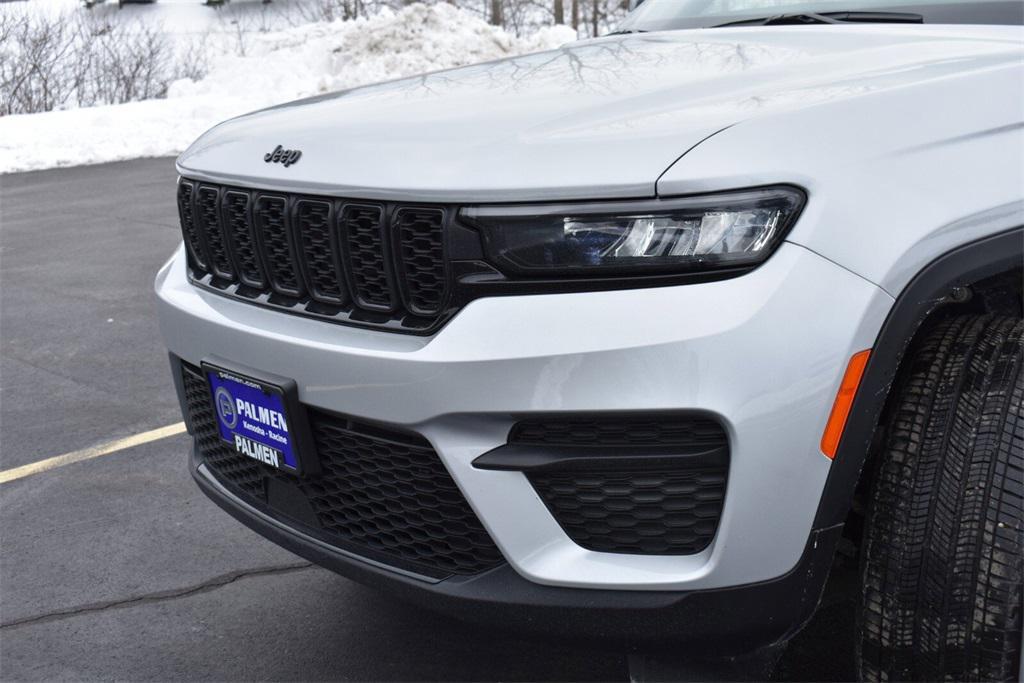 used 2024 Jeep Grand Cherokee car, priced at $30,763