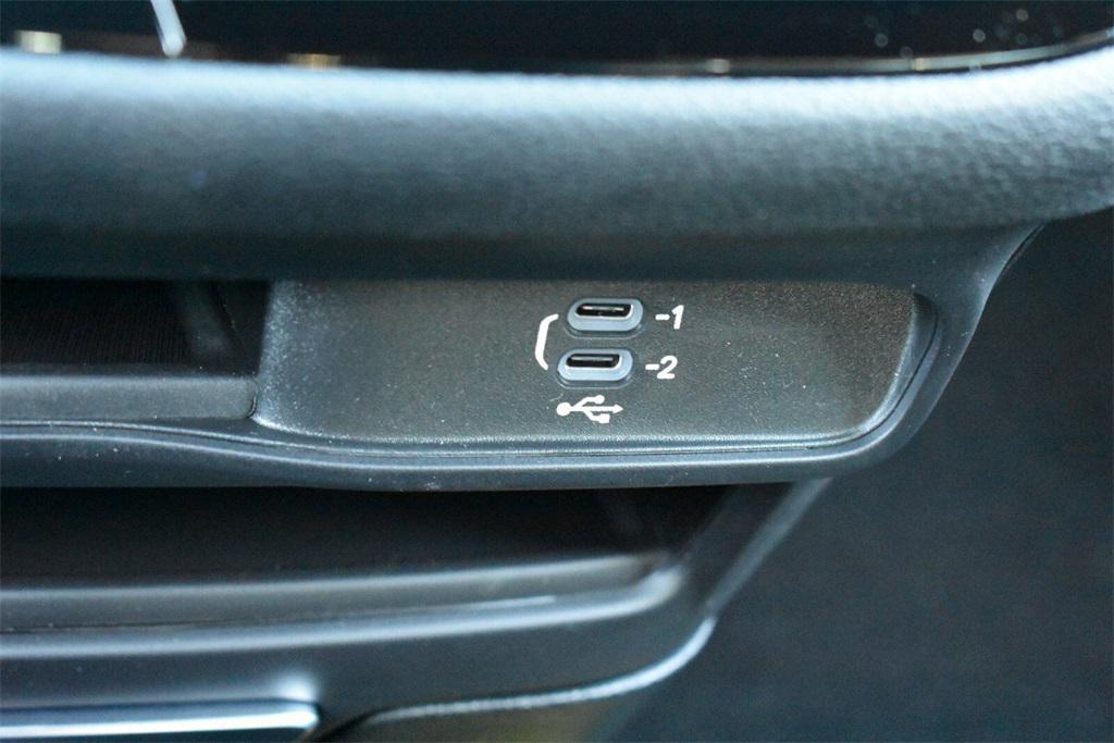 new 2026 Chrysler Pacifica car, priced at $46,371