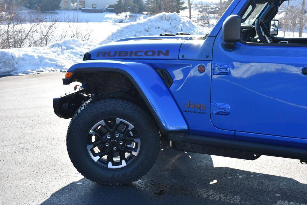 new 2026 Jeep Gladiator car, priced at $59,831