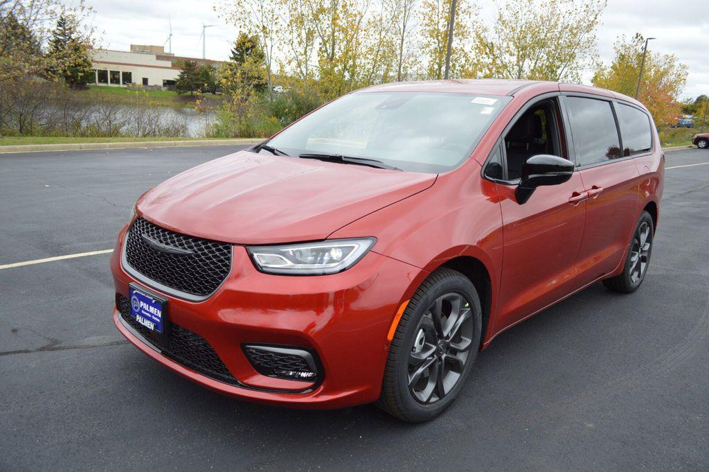 new 2026 Chrysler Pacifica car, priced at $43,054