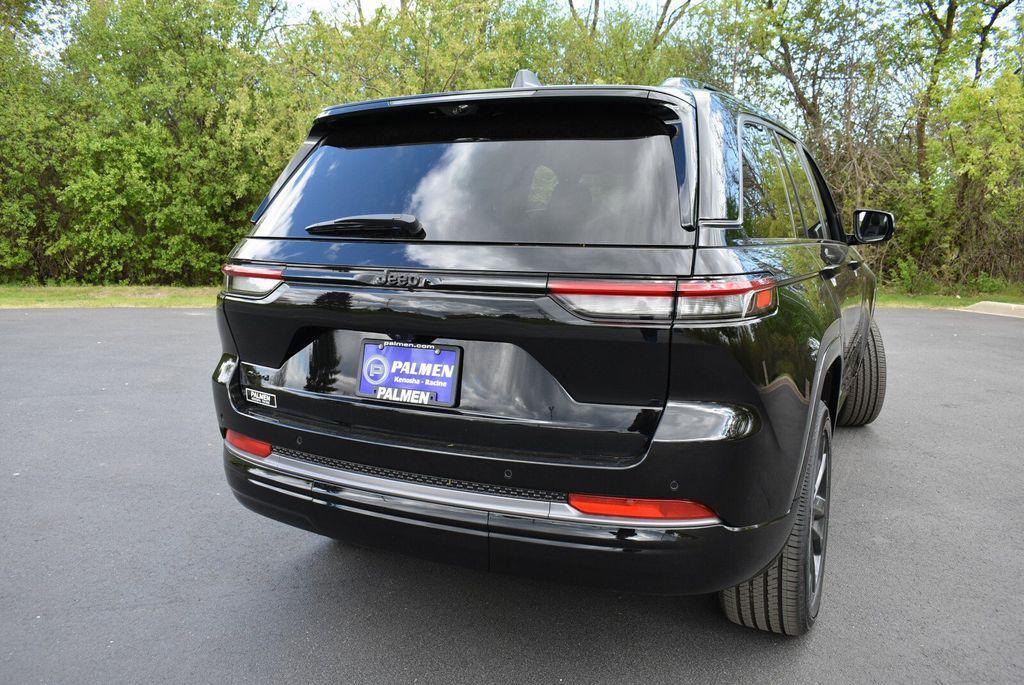 new 2026 Jeep Grand Cherokee car, priced at $49,378