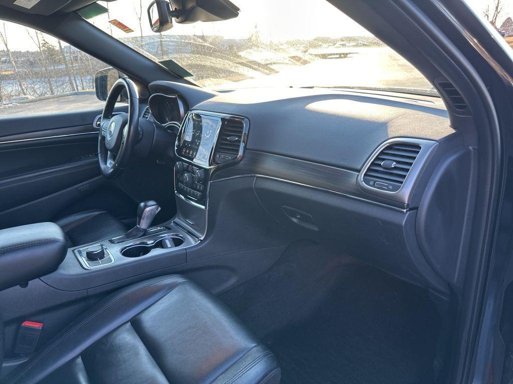 used 2022 Jeep Grand Cherokee car, priced at $27,700