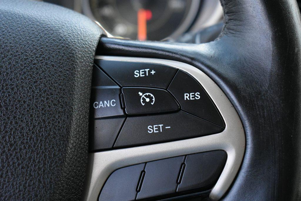 used 2016 Jeep Cherokee car, priced at $12,147