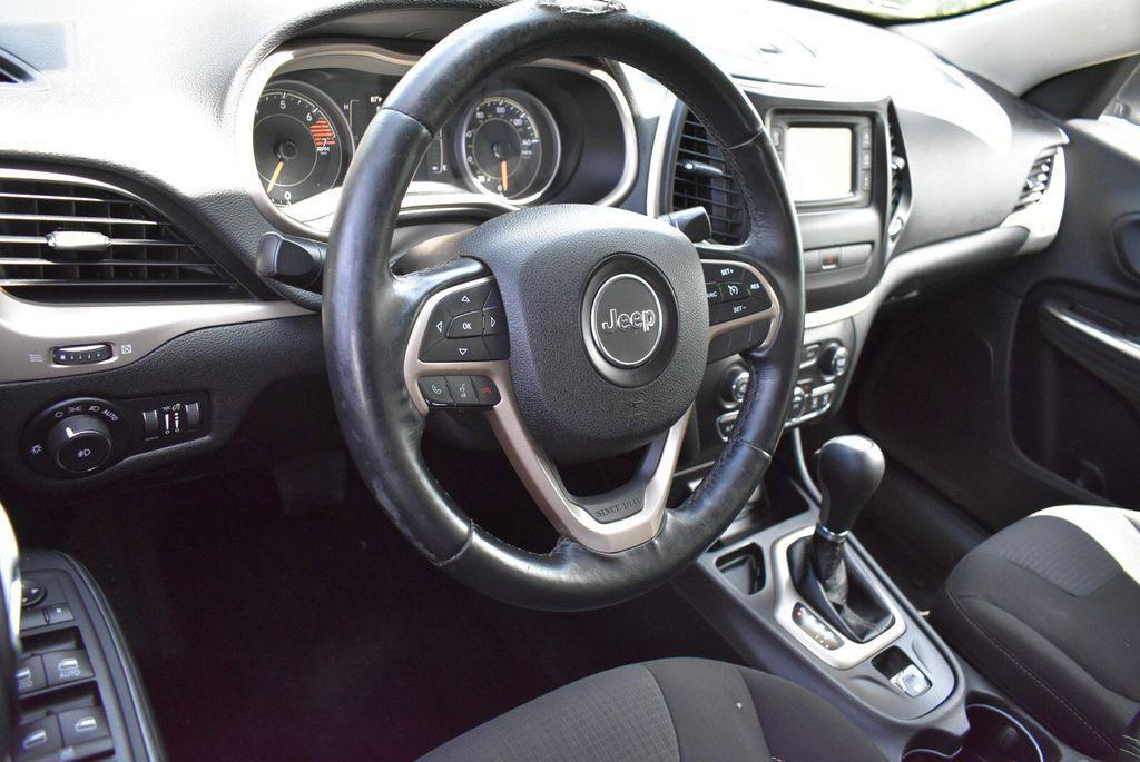 used 2016 Jeep Cherokee car, priced at $12,147