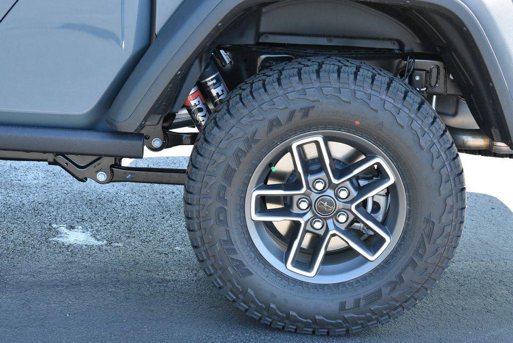 new 2026 Jeep Gladiator car, priced at $53,590