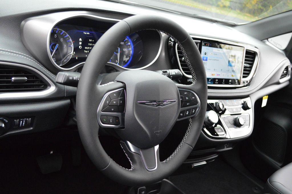 new 2026 Chrysler Pacifica car, priced at $40,893