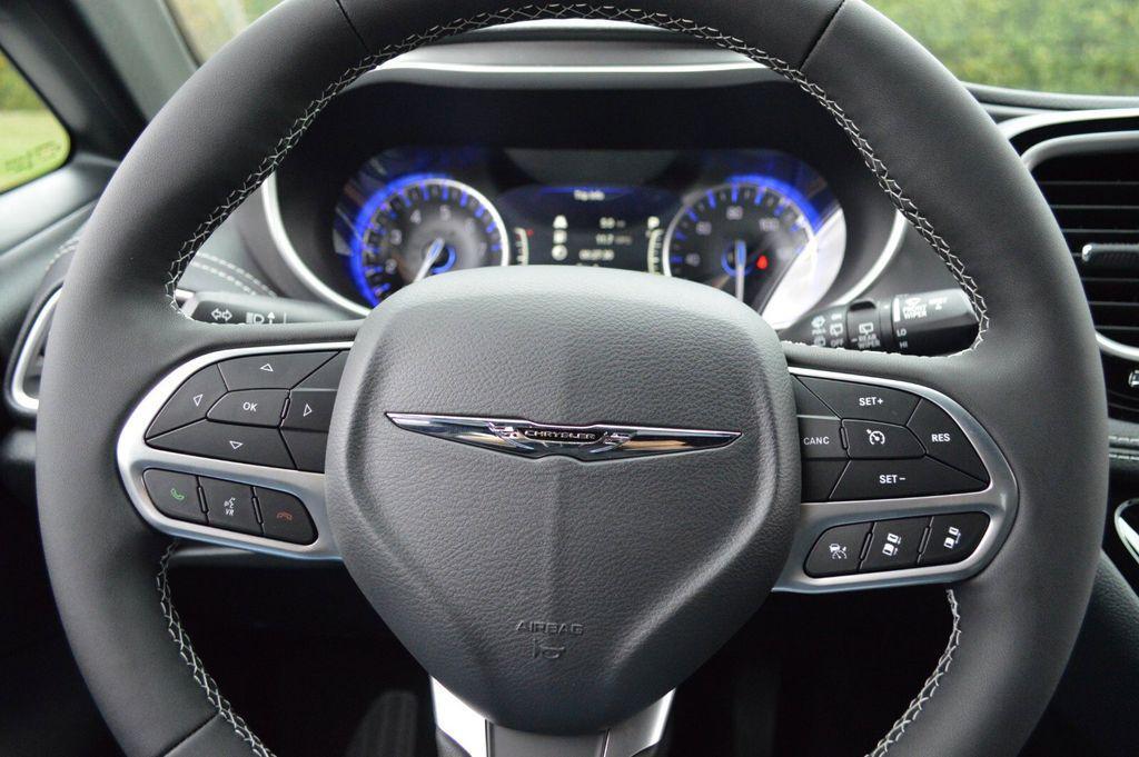 new 2026 Chrysler Pacifica car, priced at $40,893