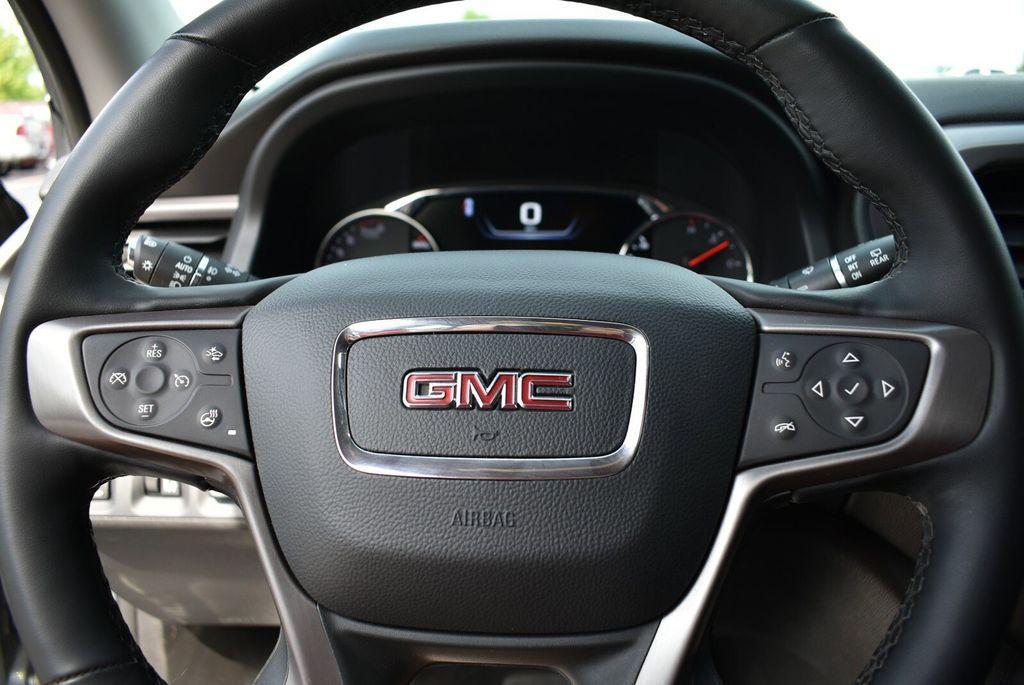 used 2023 GMC Acadia car, priced at $31,146