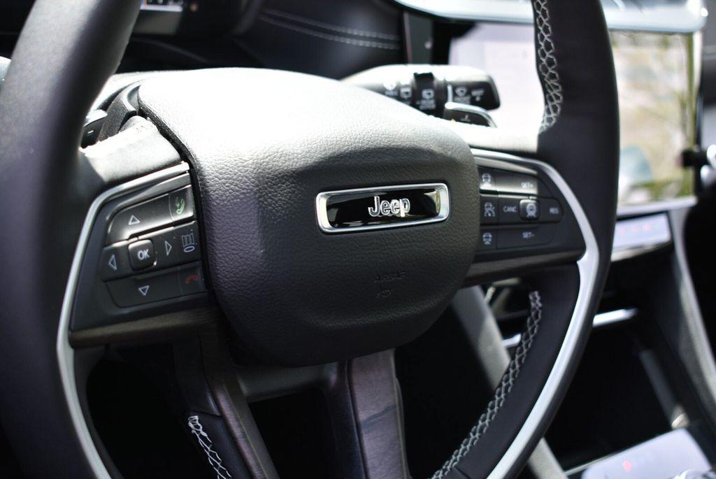 new 2026 Jeep Grand Cherokee car, priced at $43,822