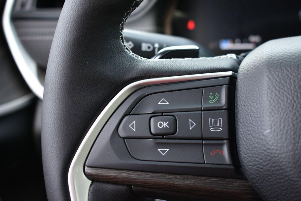 new 2026 Jeep Grand Cherokee car, priced at $43,822
