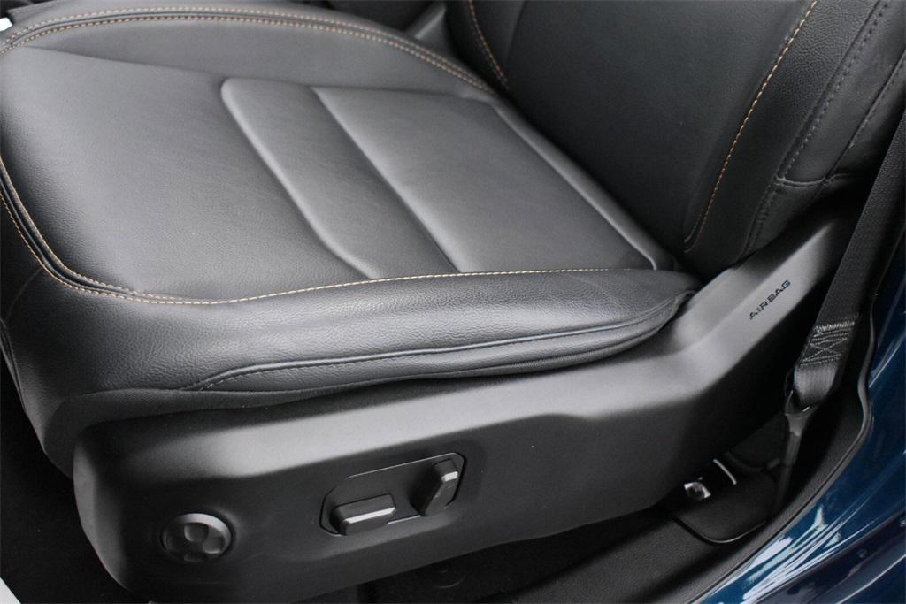 used 2025 Jeep Wrangler car, priced at $40,905