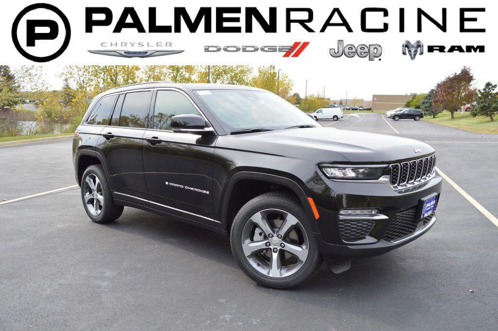 new 2025 Jeep Grand Cherokee car, priced at $43,990