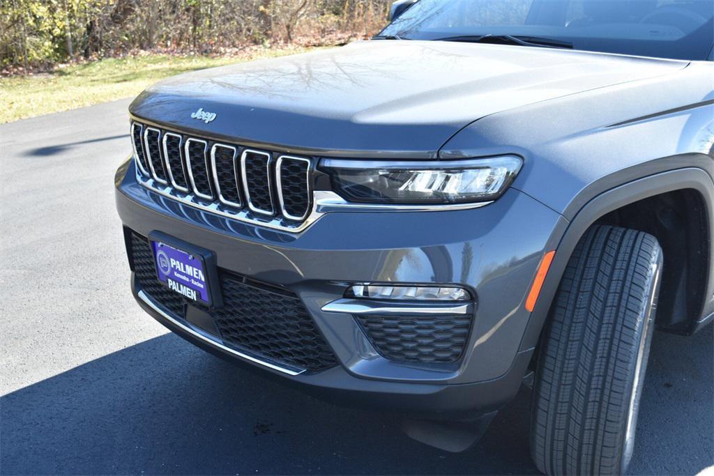new 2025 Jeep Grand Cherokee car, priced at $42,299