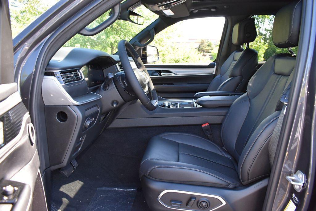 new 2026 Jeep Grand Wagoneer car, priced at $80,612