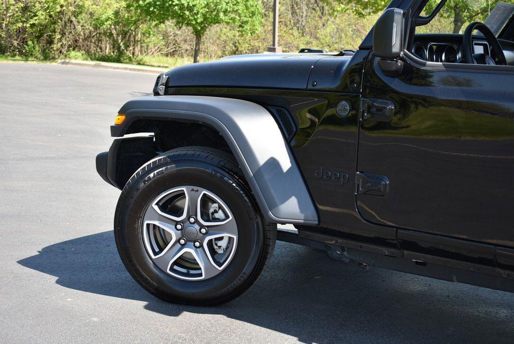 used 2023 Jeep Wrangler car, priced at $31,147