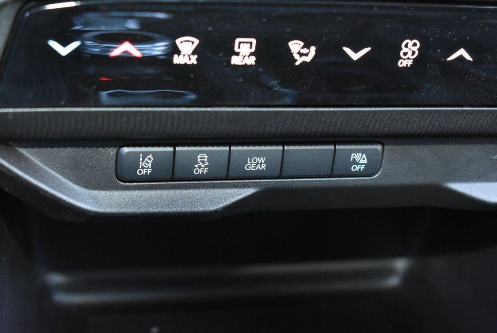 new 2026 Jeep Cherokee car, priced at $35,628