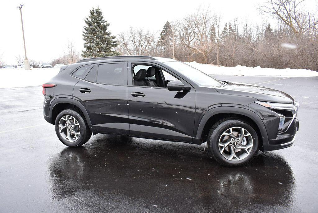 used 2025 Chevrolet Trax car, priced at $21,472