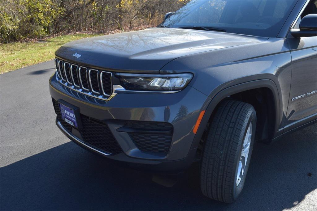 new 2025 Jeep Grand Cherokee car, priced at $39,999