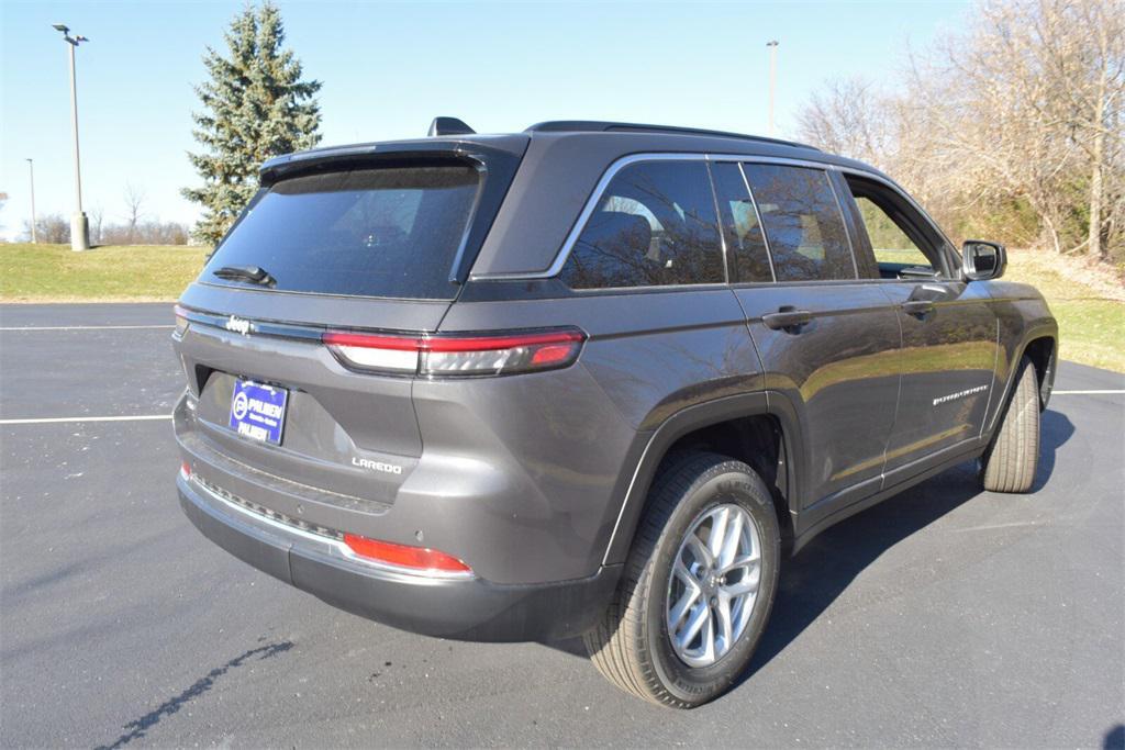 new 2025 Jeep Grand Cherokee car, priced at $39,999