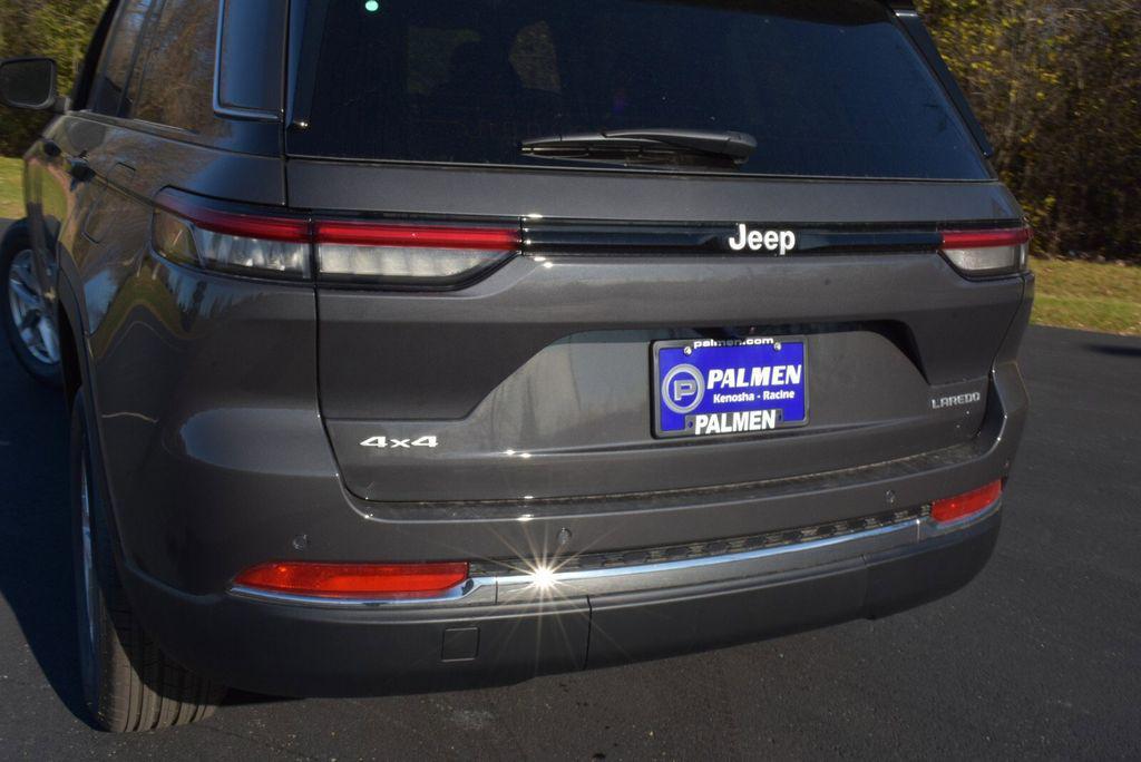new 2025 Jeep Grand Cherokee car, priced at $35,999