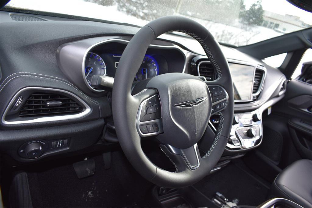 new 2026 Chrysler Pacifica car, priced at $43,486