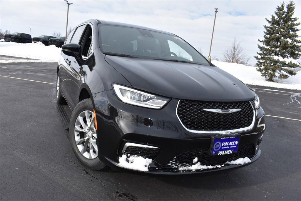 new 2026 Chrysler Pacifica car, priced at $43,486