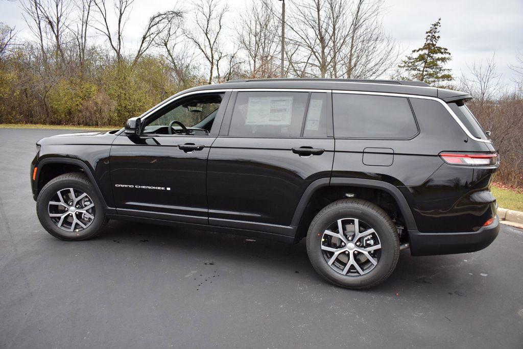 new 2025 Jeep Grand Cherokee L car, priced at $44,999