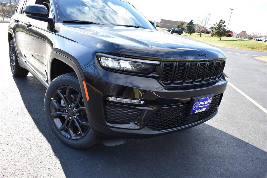 new 2025 Jeep Grand Cherokee car, priced at $47,599