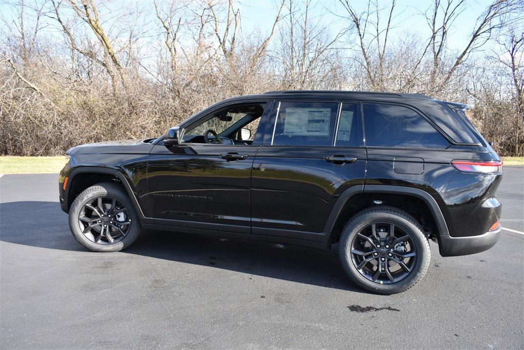 new 2025 Jeep Grand Cherokee car, priced at $47,599