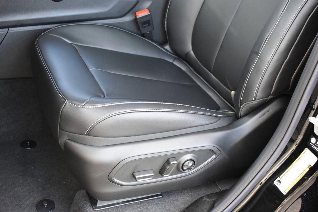 new 2025 Jeep Grand Cherokee car, priced at $46,990