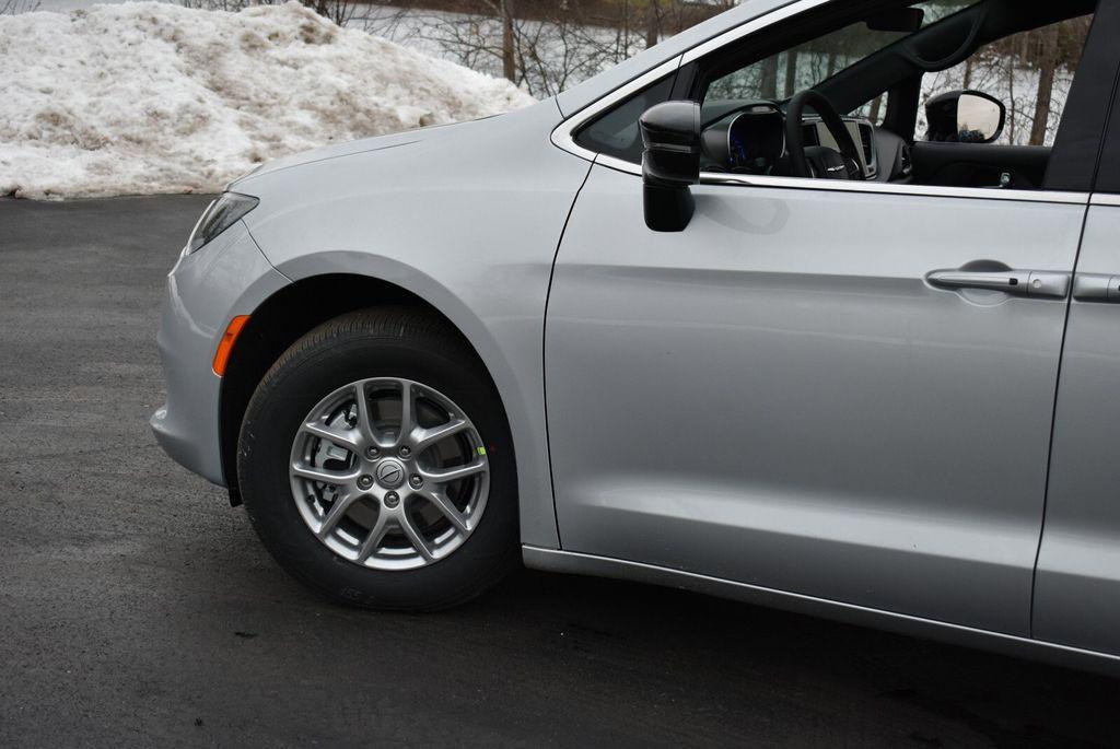 new 2026 Chrysler Voyager car, priced at $39,695