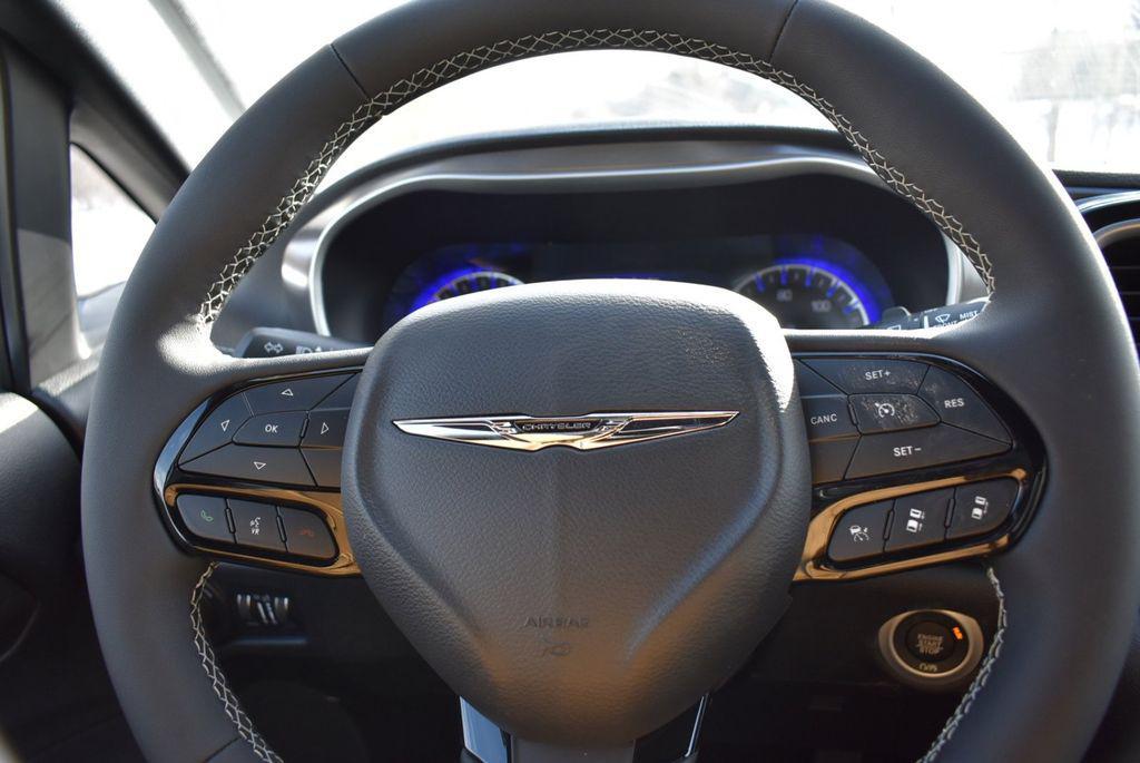 new 2026 Chrysler Pacifica car, priced at $44,467