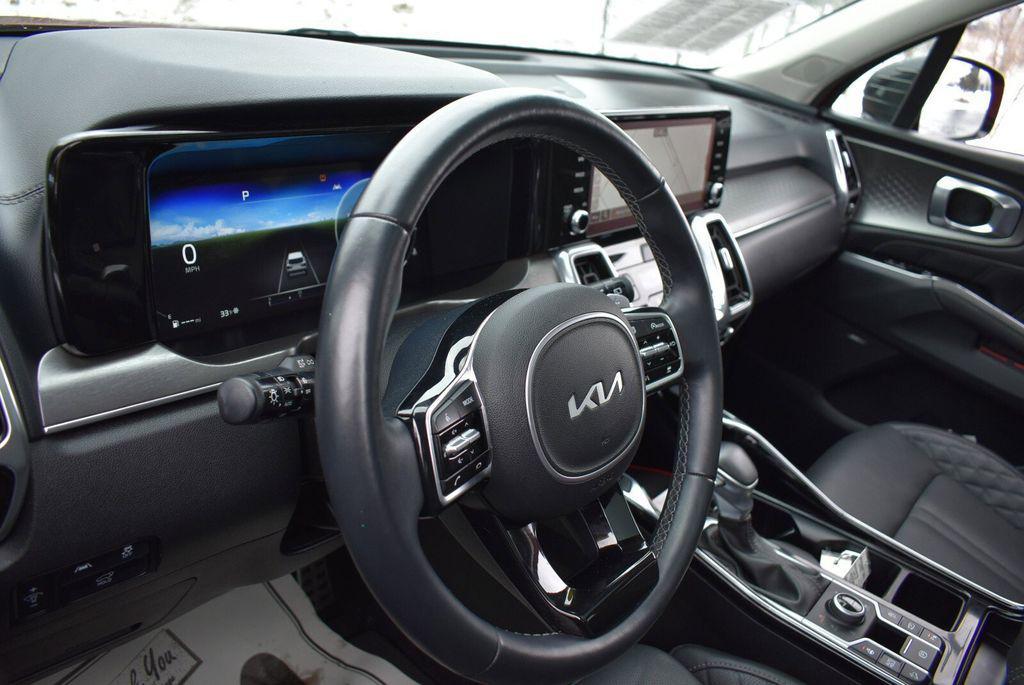 used 2023 Kia Sorento car, priced at $31,918