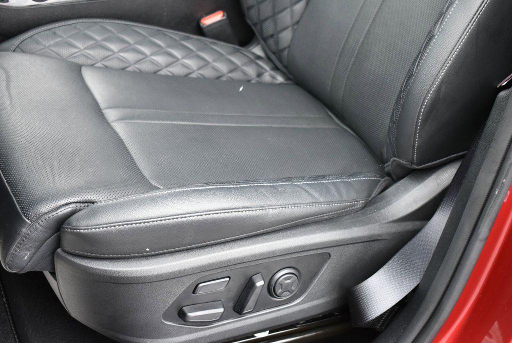 used 2023 Kia Sorento car, priced at $31,918