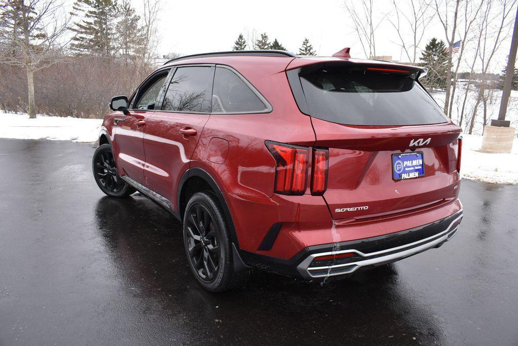 used 2023 Kia Sorento car, priced at $31,918