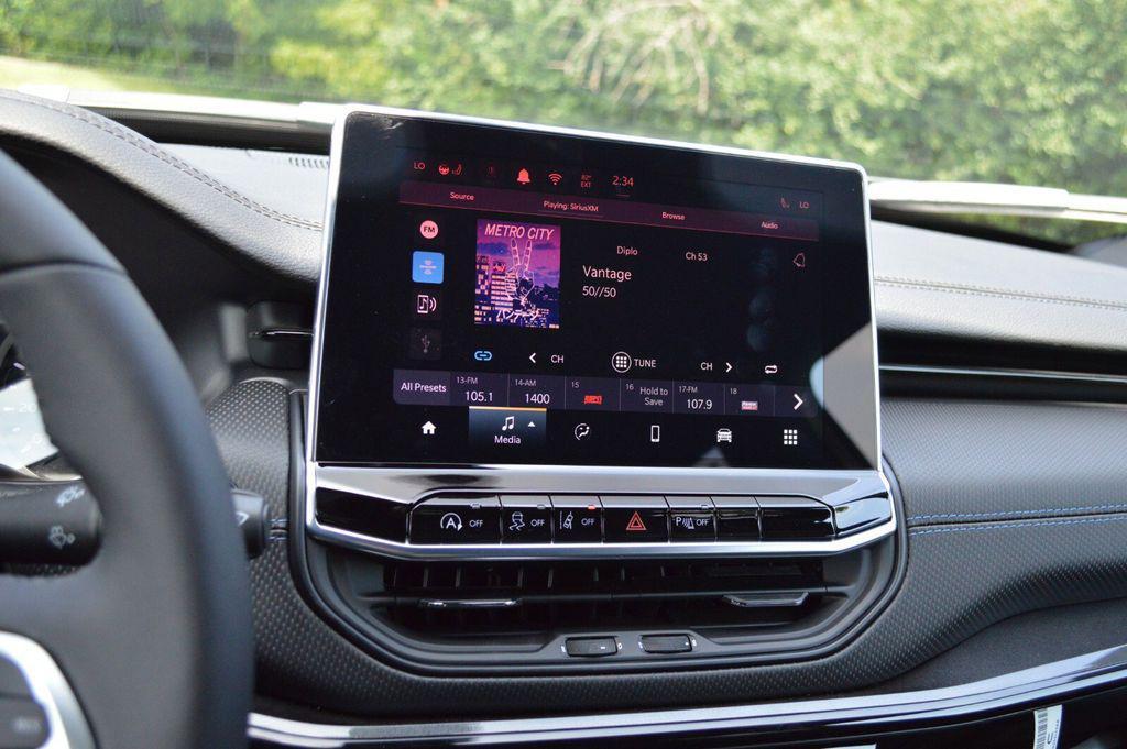 new 2025 Jeep Compass car, priced at $31,999