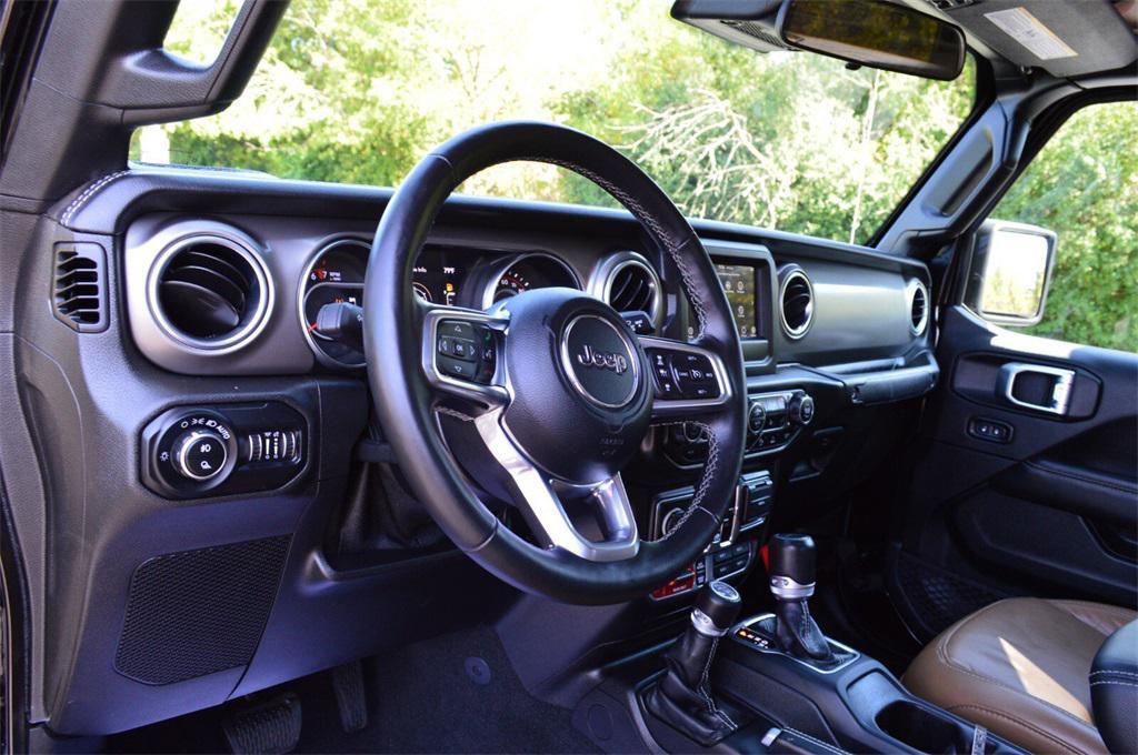 used 2020 Jeep Gladiator car, priced at $27,472