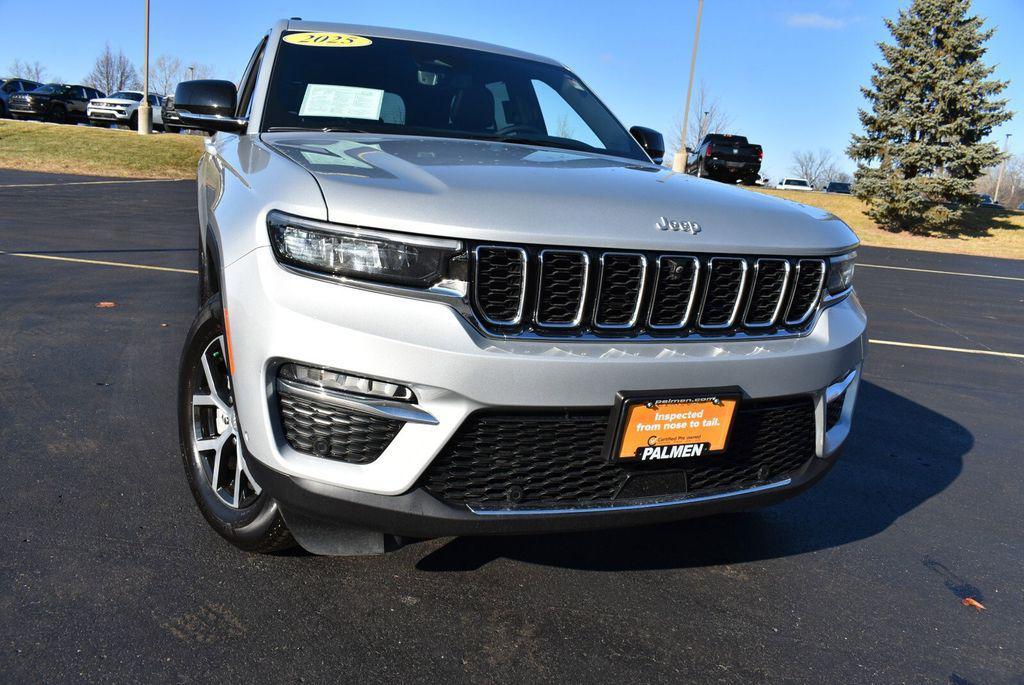 used 2025 Jeep Grand Cherokee car, priced at $41,969