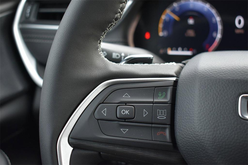 new 2025 Jeep Grand Cherokee car, priced at $42,999