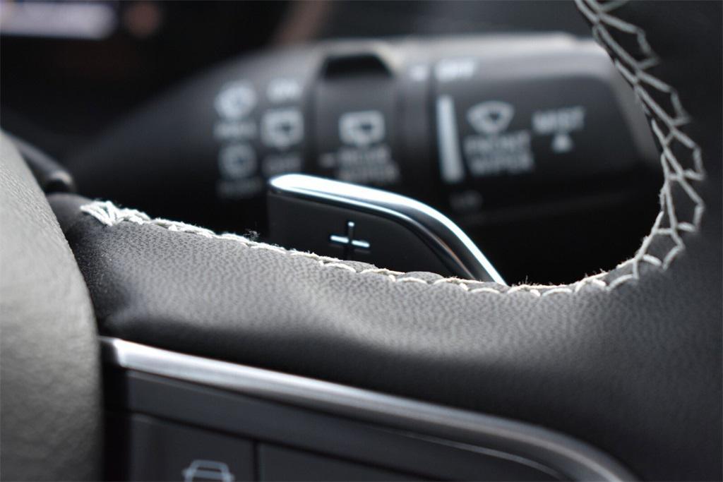 new 2025 Jeep Grand Cherokee car, priced at $42,999