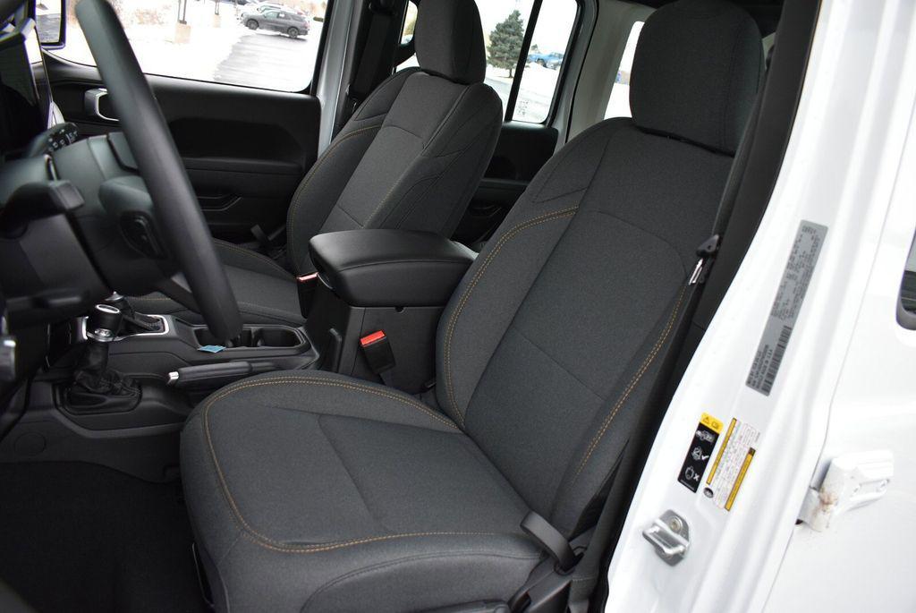 new 2026 Jeep Wrangler car, priced at $44,379