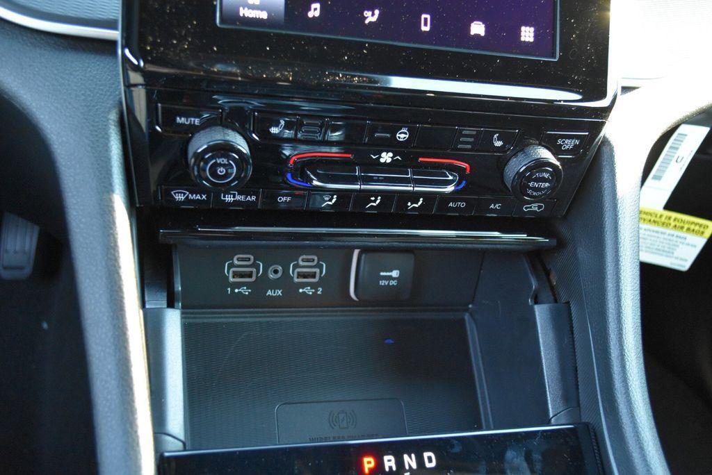 new 2025 Jeep Grand Cherokee car, priced at $39,999