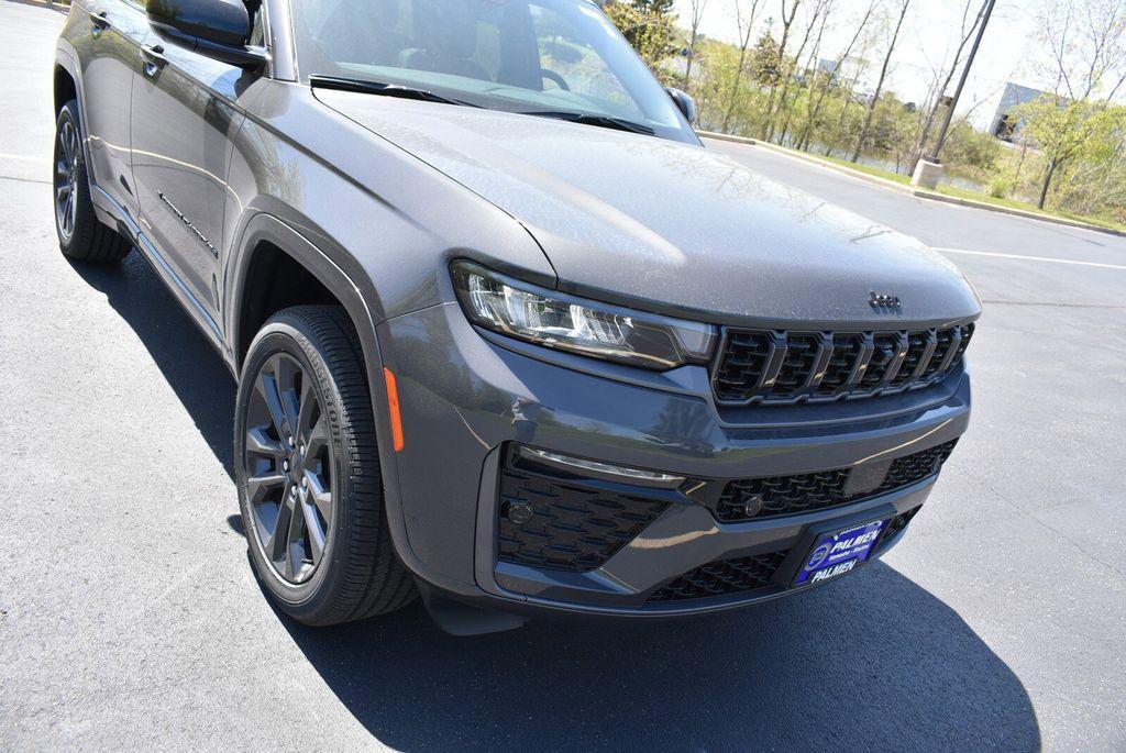 new 2026 Jeep Grand Cherokee car, priced at $50,297