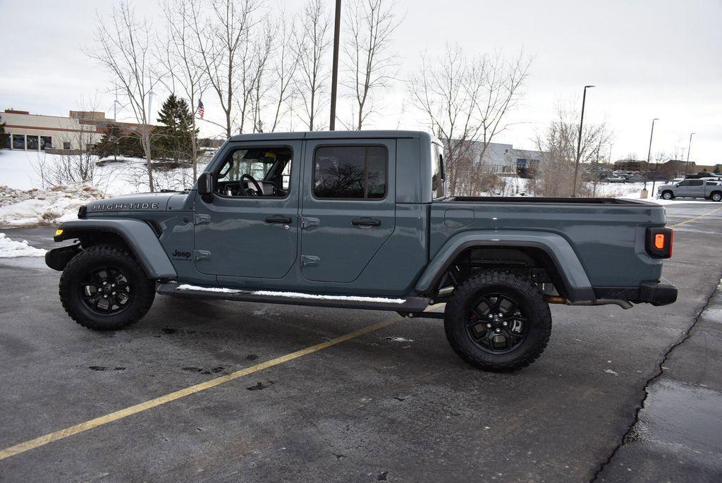used 2025 Jeep Gladiator car, priced at $41,997