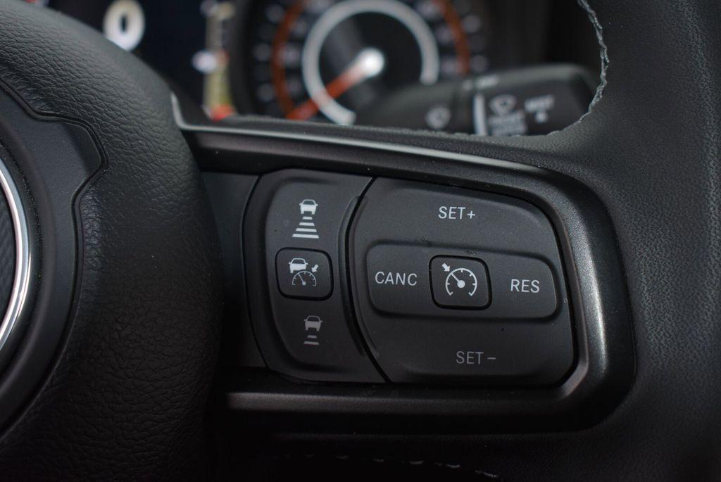 used 2025 Jeep Gladiator car, priced at $41,997