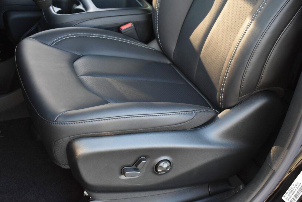 new 2026 Chrysler Pacifica car, priced at $40,992