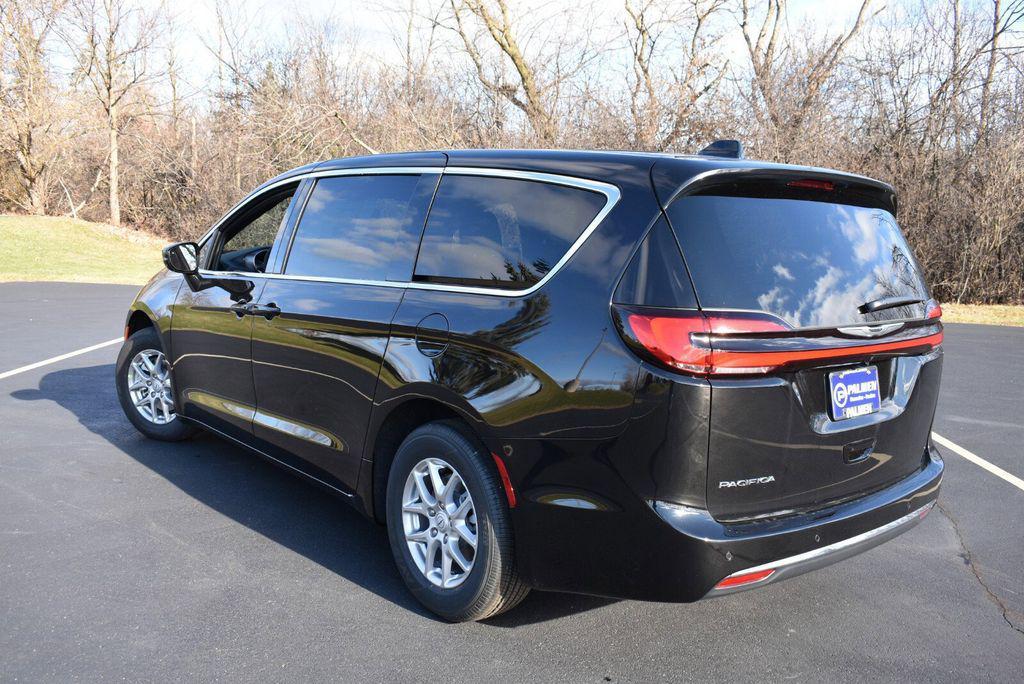 new 2026 Chrysler Pacifica car, priced at $40,992